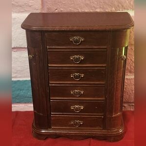 Elegant Brown Wooden Jewelry Organizer